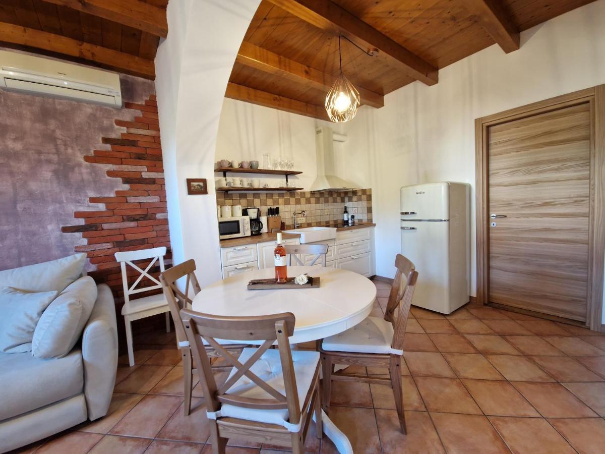 Wine & Apartment Vinales Koper Eksteriør bilde