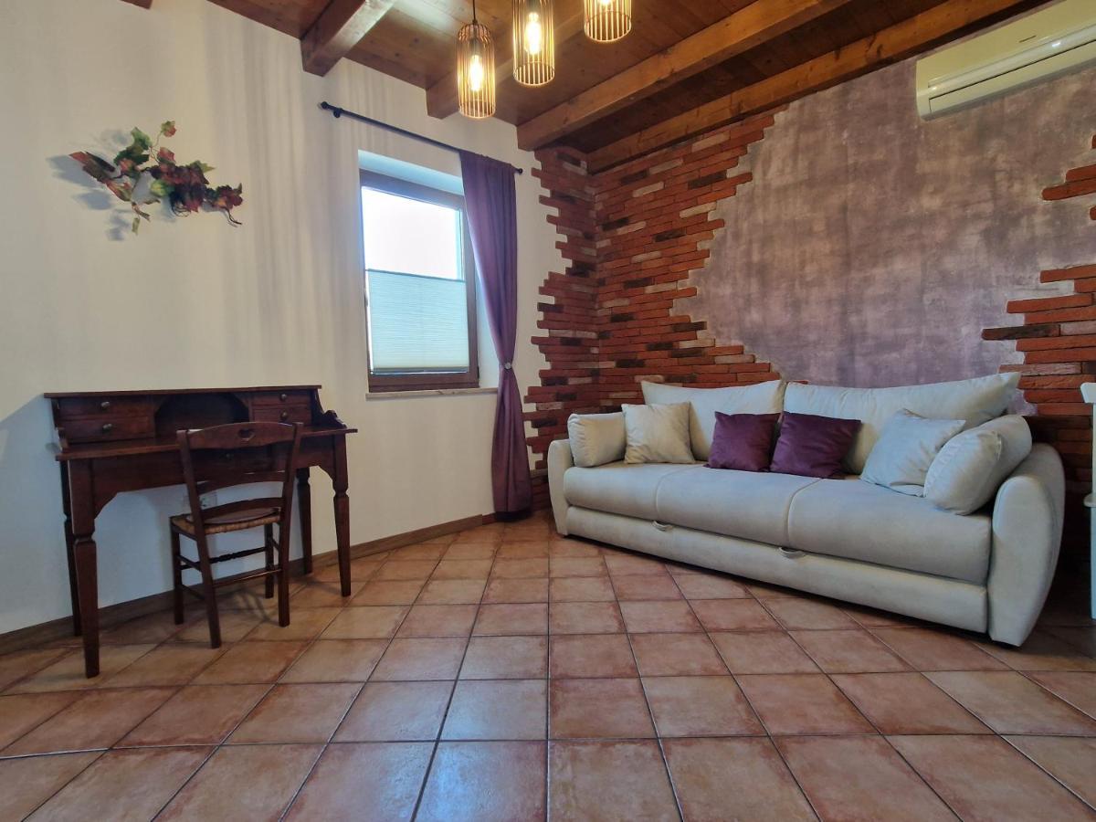 Wine & Apartment Vinales Koper Eksteriør bilde