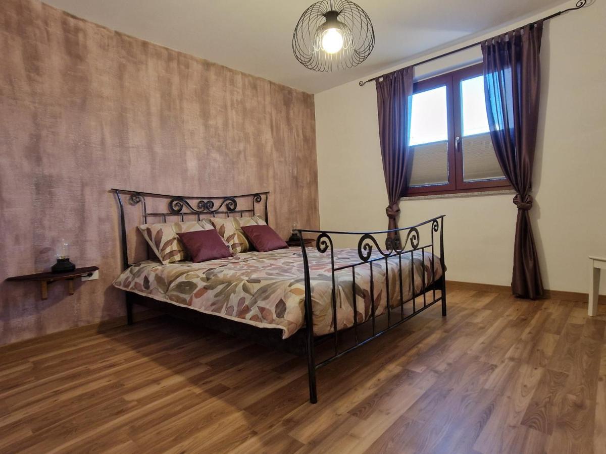 Wine & Apartment Vinales Koper Eksteriør bilde