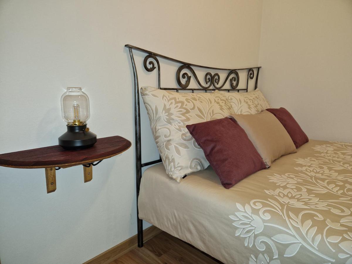 Wine & Apartment Vinales Koper Eksteriør bilde
